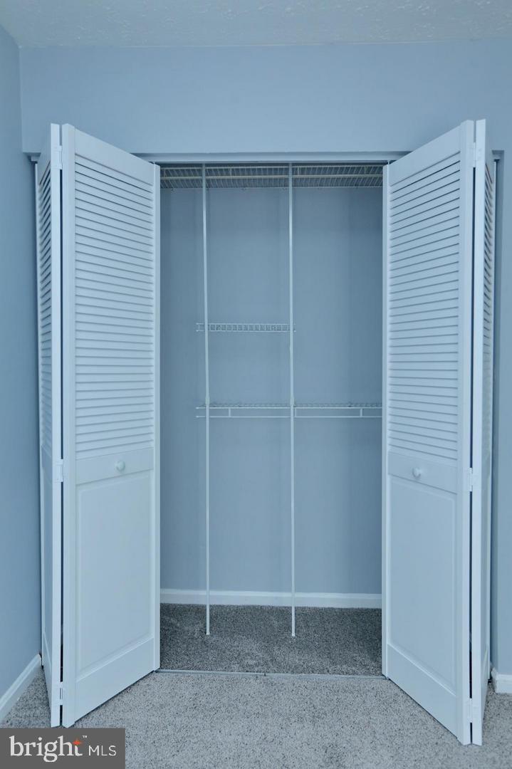 HUNTINGTON - Residential Lease