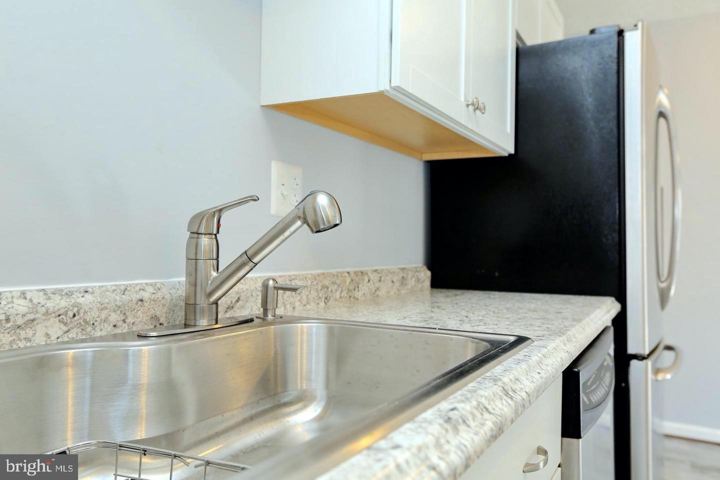 HUNTINGTON - Residential Lease