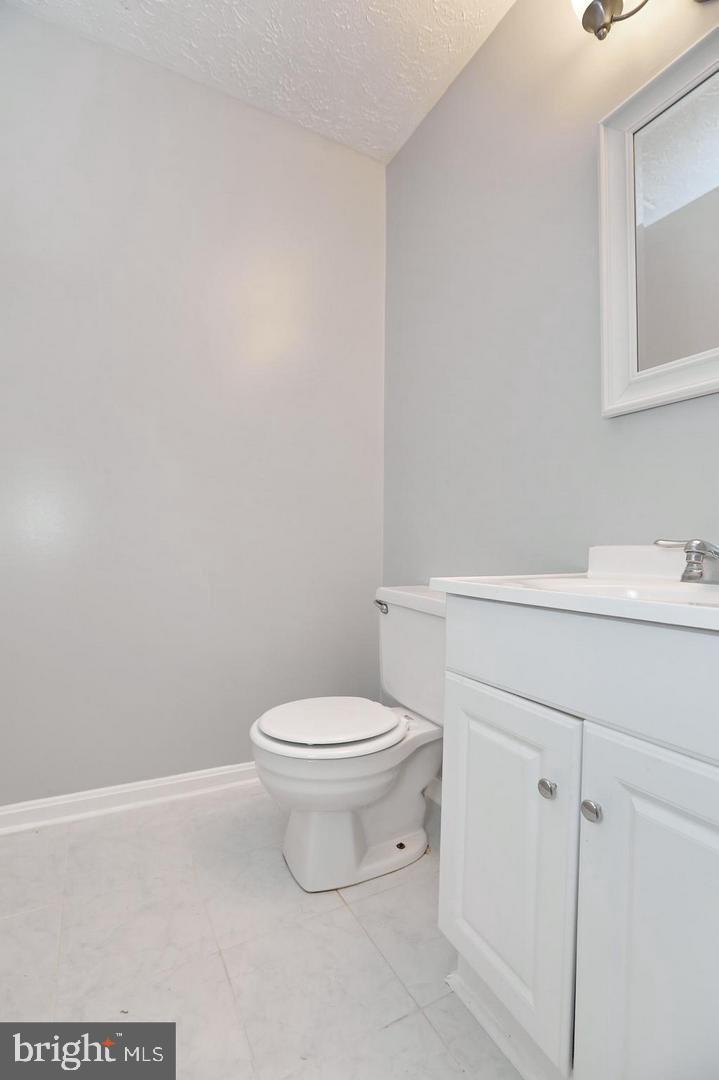 HUNTINGTON - Residential Lease