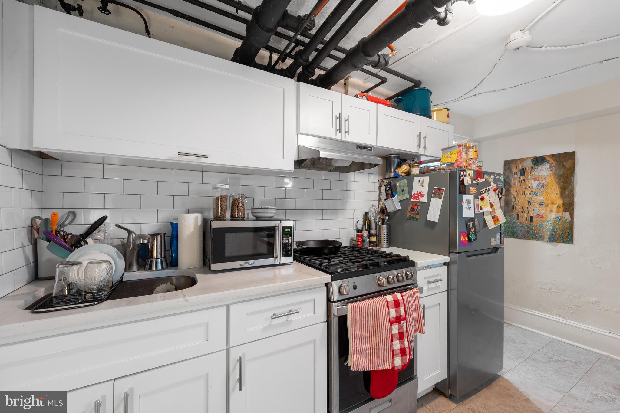 WASHINGTON SQ WEST - Residential