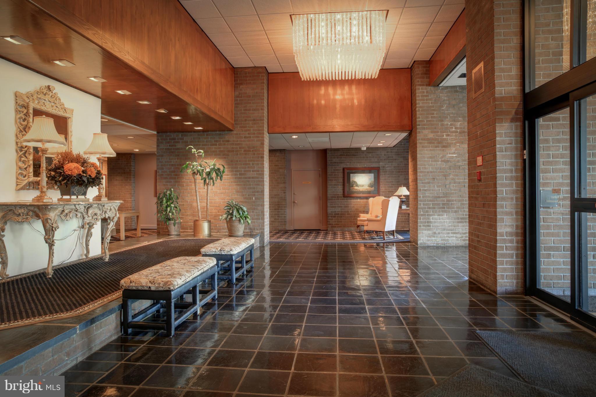 REGENCY AT MCLEAN - Residential