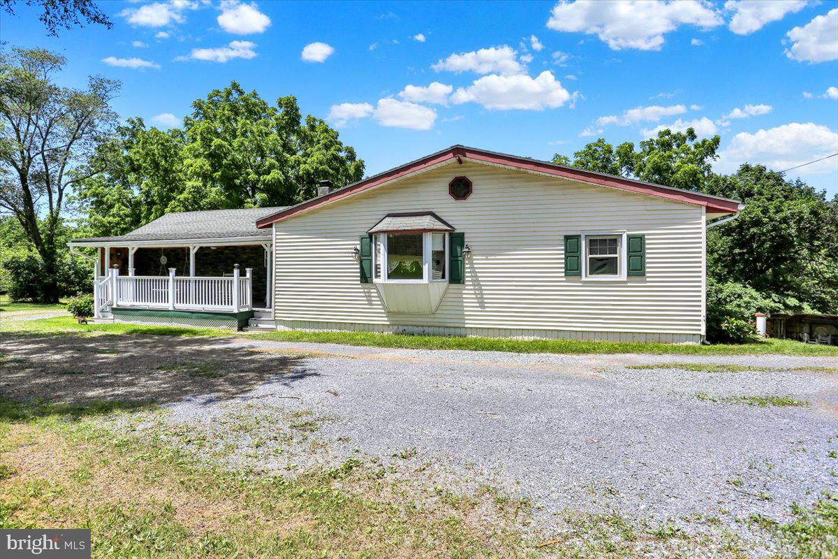 790 RIVER ROAD