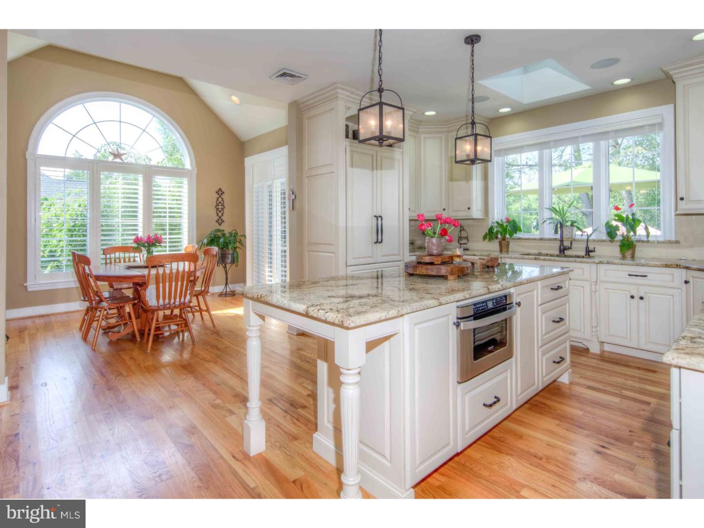 ROSSMORE - Residential