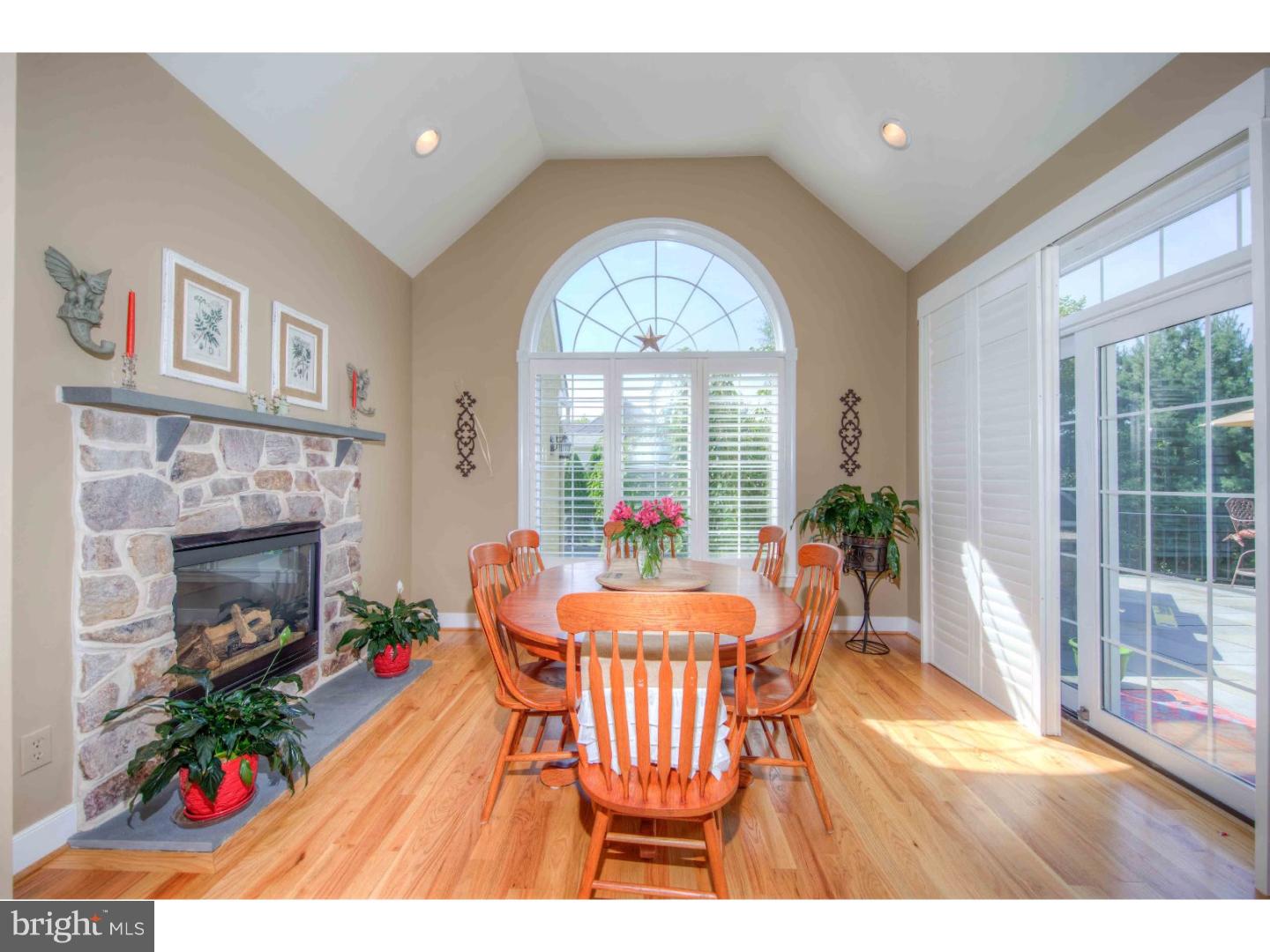 ROSSMORE - Residential