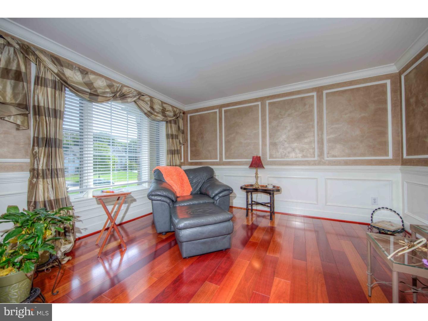 ROSSMORE - Residential