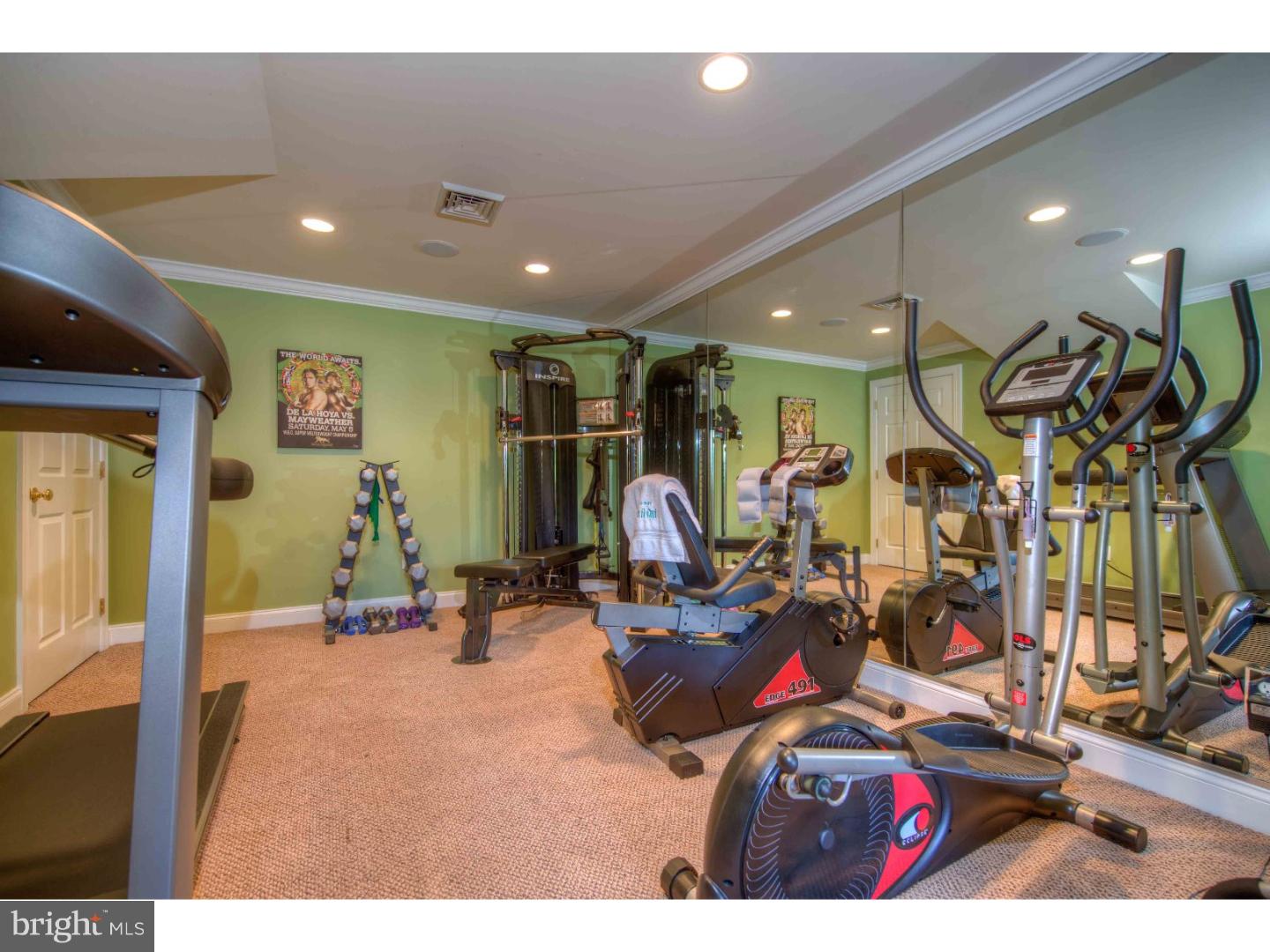 ROSSMORE - Residential