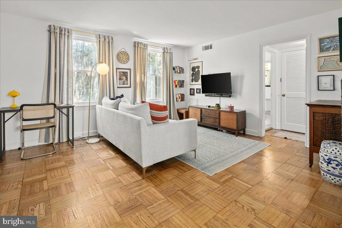 2722 ORDWAY STREET NW 5