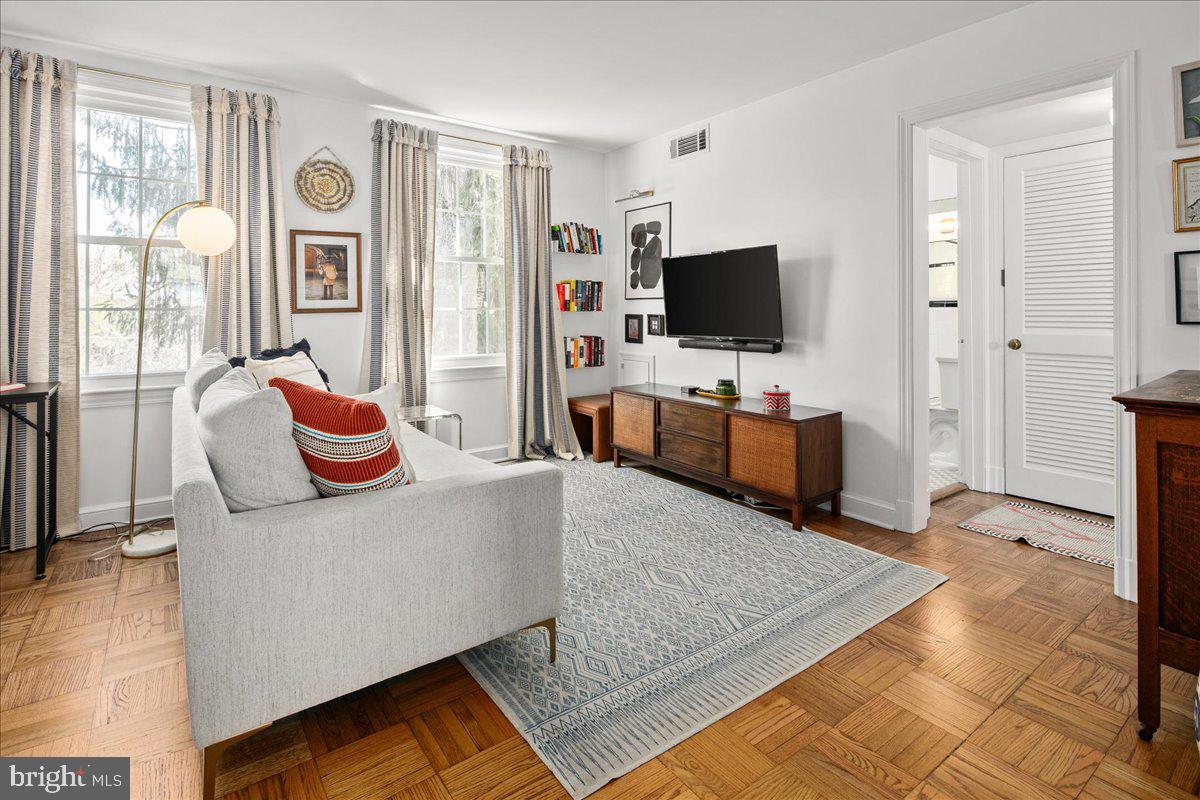 2722 ORDWAY STREET NW 5