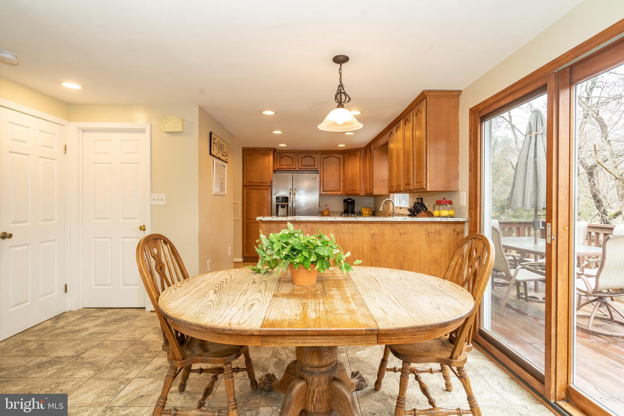 WILTON KNOLL - Residential