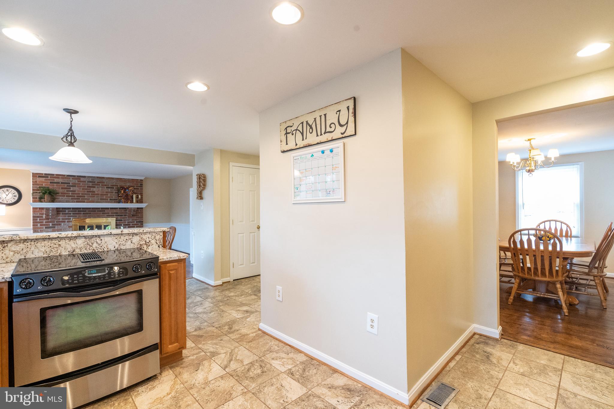 WILTON KNOLL - Residential