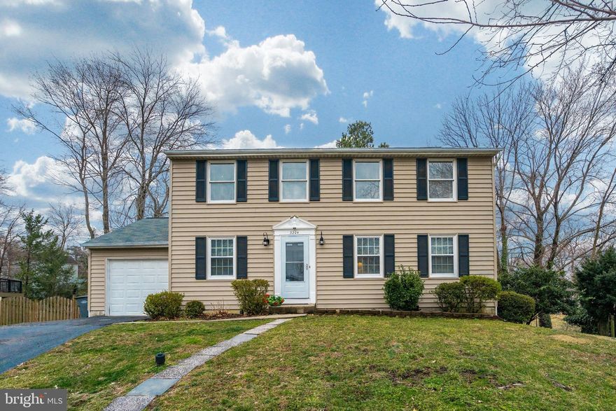 Excellent Opportunity to own in sought after Wilton Knoll Neighborhood! Don't miss seeing this three level colonial sited on cul-de-sac lot, fenced backyard with deck and patio. Updated kitchen with stainless steel appliances, granite counter tops. tile flooring,recessed lightning , wood cabinets, breakfast bar plus eat in dining area* Family Room off kitchen with wood burning fireplace, separate living room and formal dining room* Hardwood flooring* Upper level features four bedrooms, two full baths, lower level has recreation room with wood floors, brick electric fireplace, den with built in bookshelves*and separate laundry room and storage area. Great location close to Old Town, National Airport and easy commuting to DC and Pentagon.