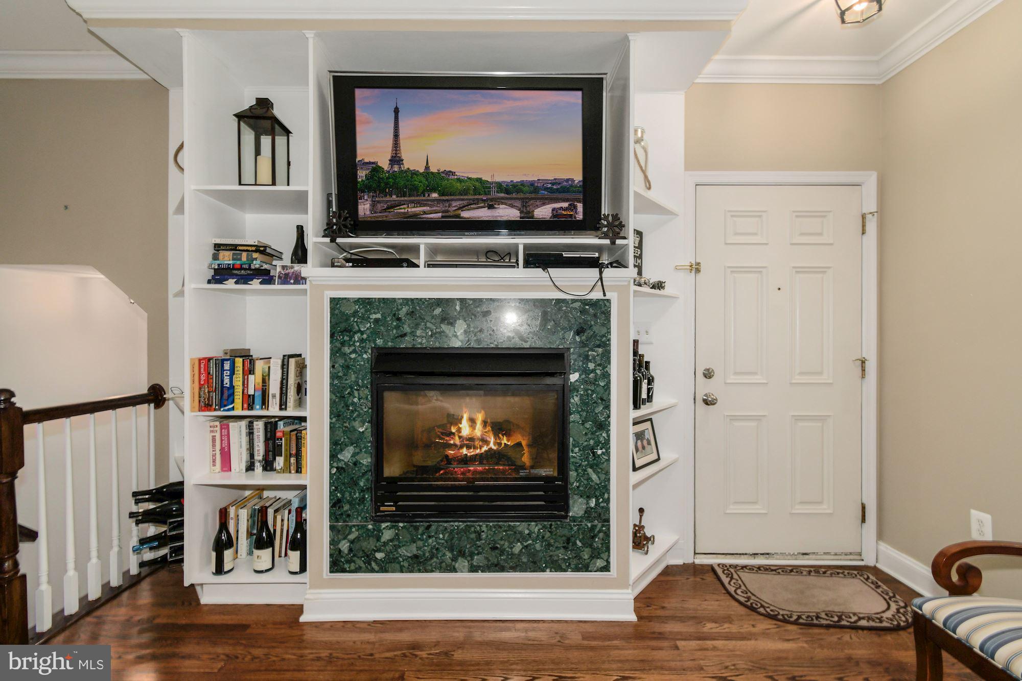 OLD TOWN GREENS - Residential