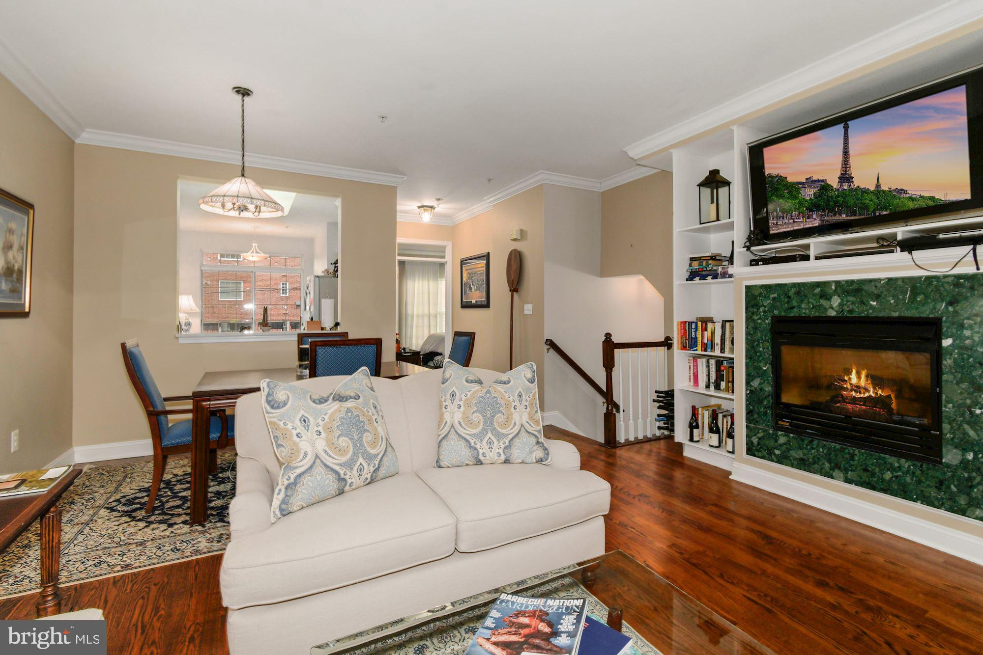 OLD TOWN GREENS - Residential