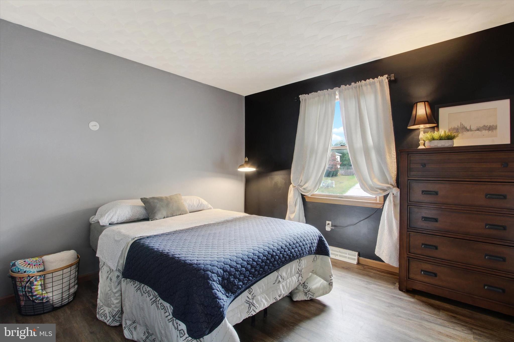 HALL ESTATES - Residential