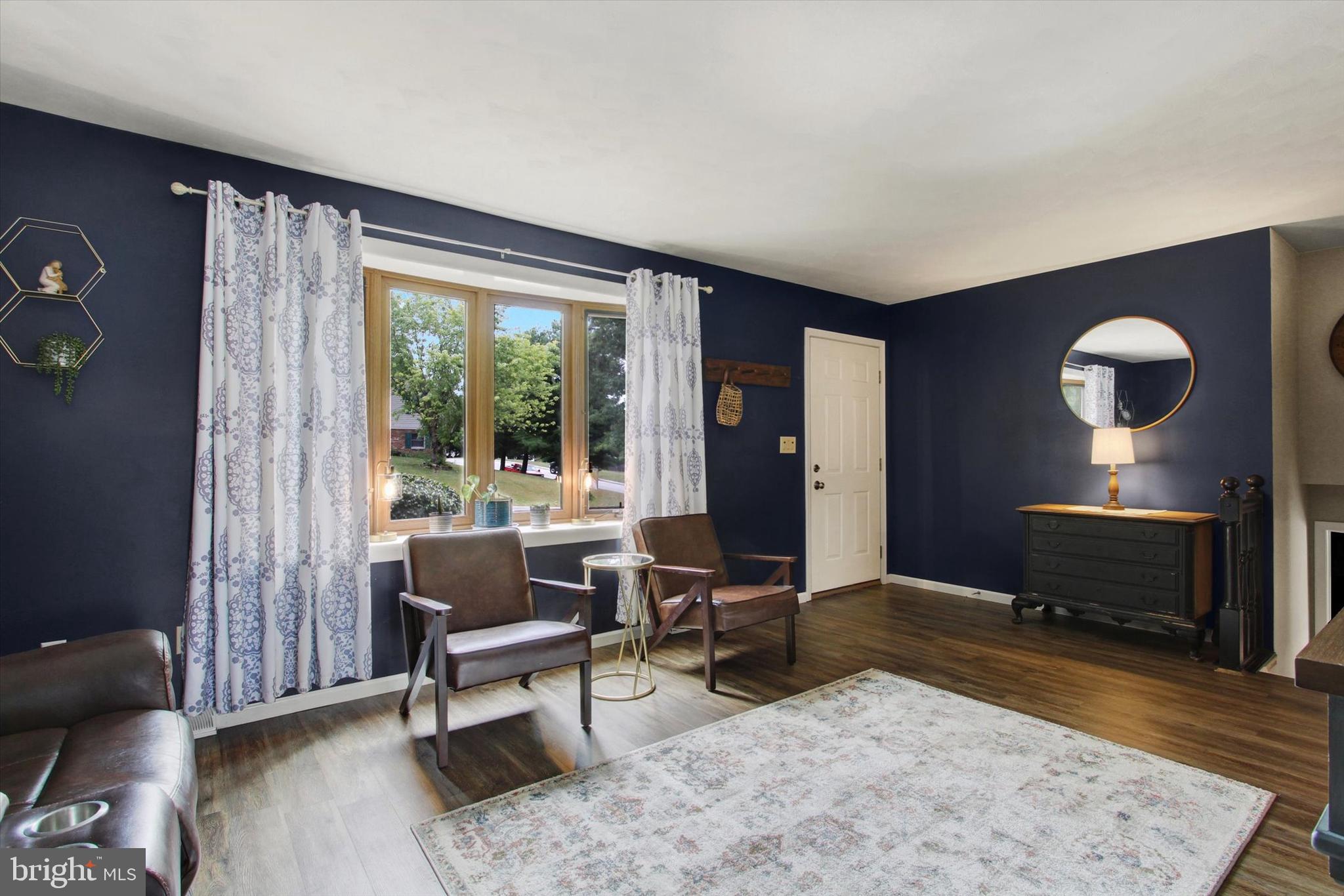 HALL ESTATES - Residential