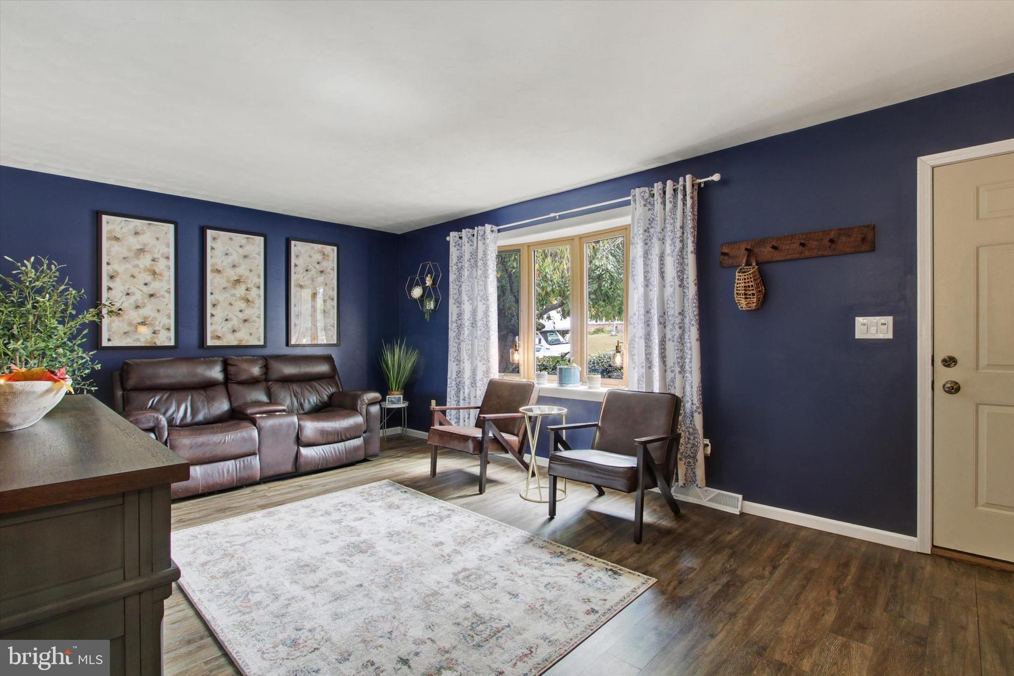 HALL ESTATES - Residential