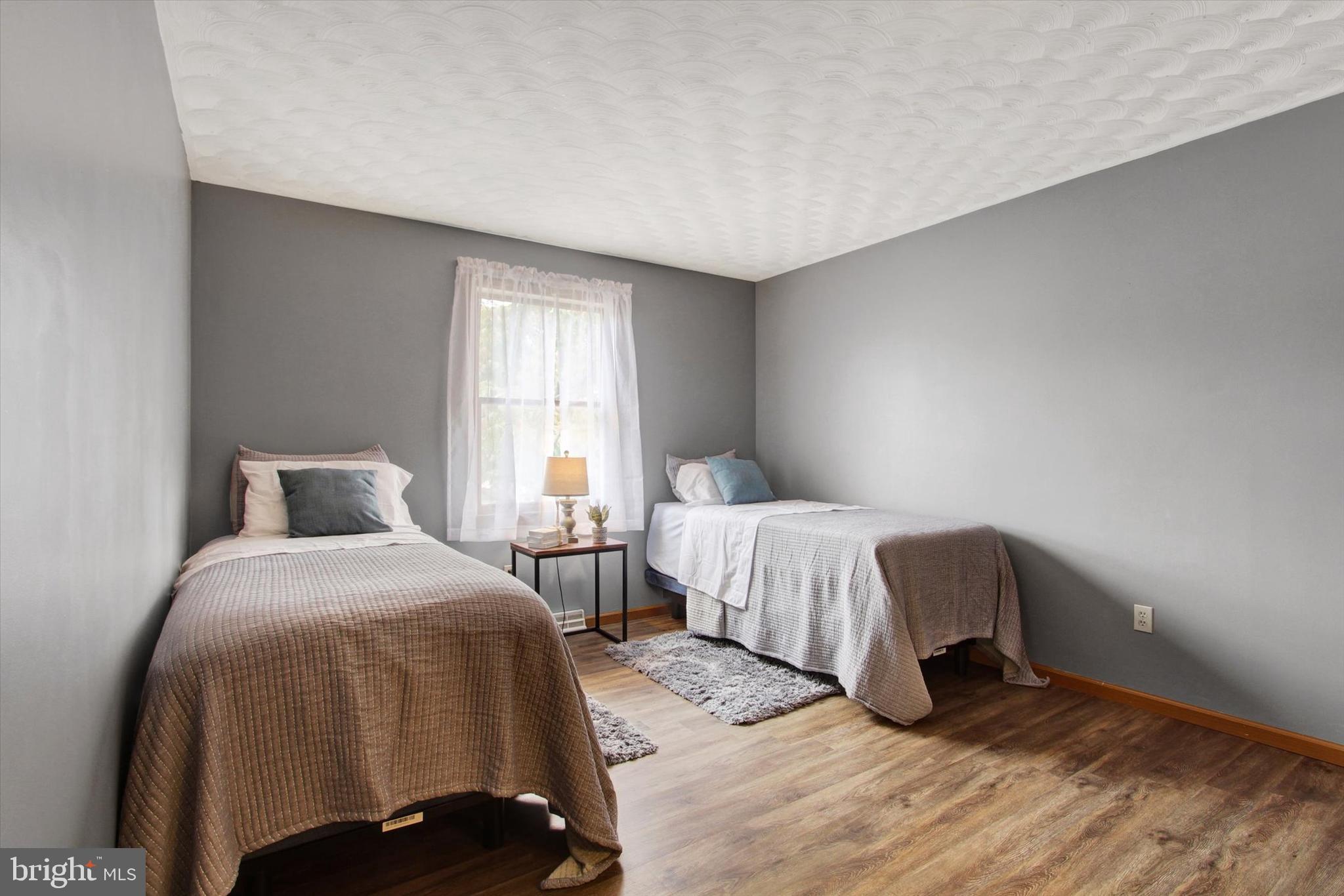 HALL ESTATES - Residential