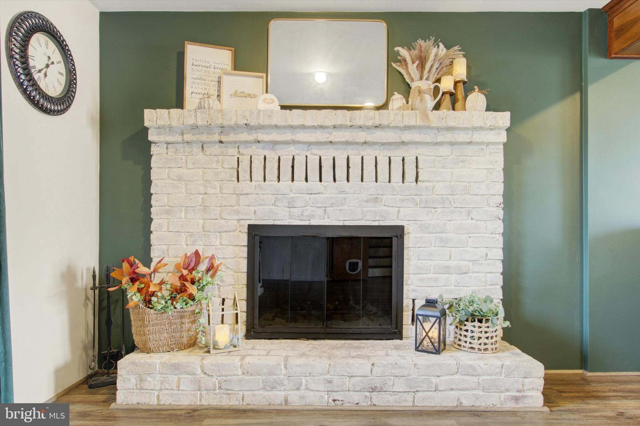 HALL ESTATES - Residential