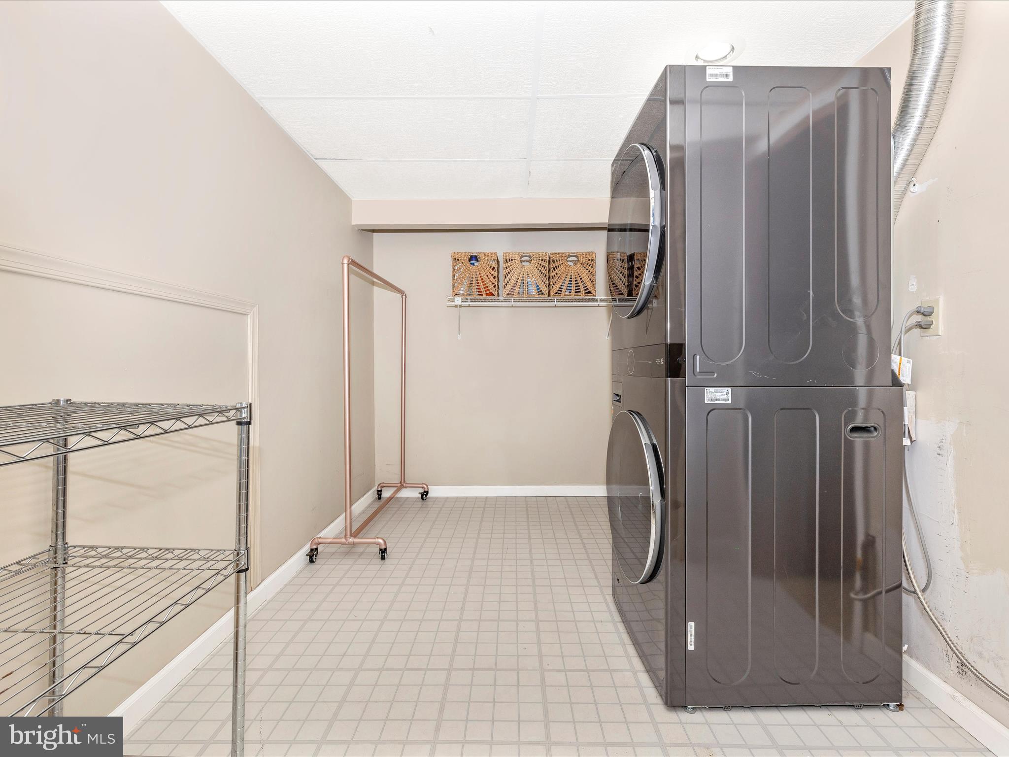 OLD FARM STATION - Residential