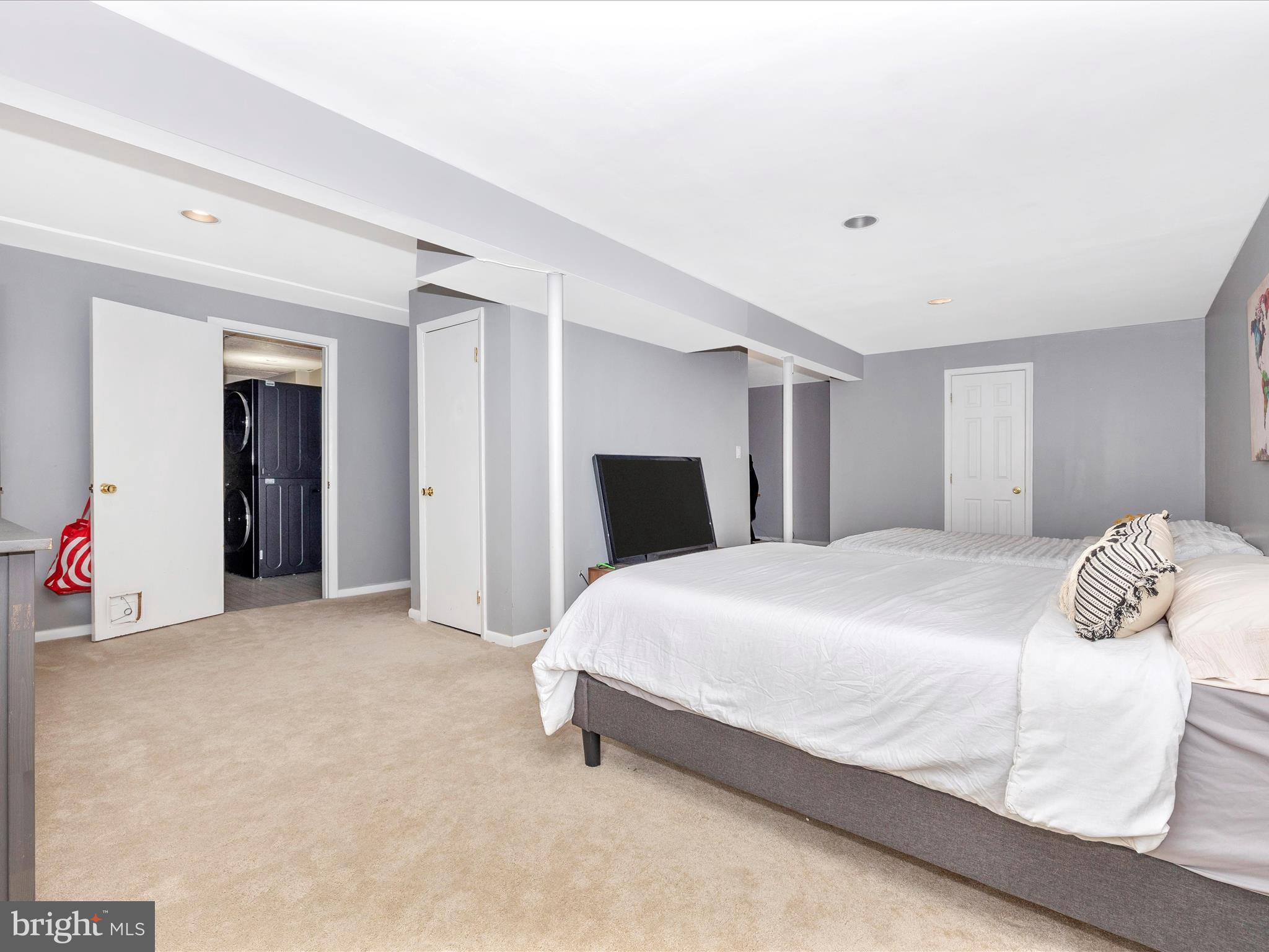 OLD FARM STATION - Residential