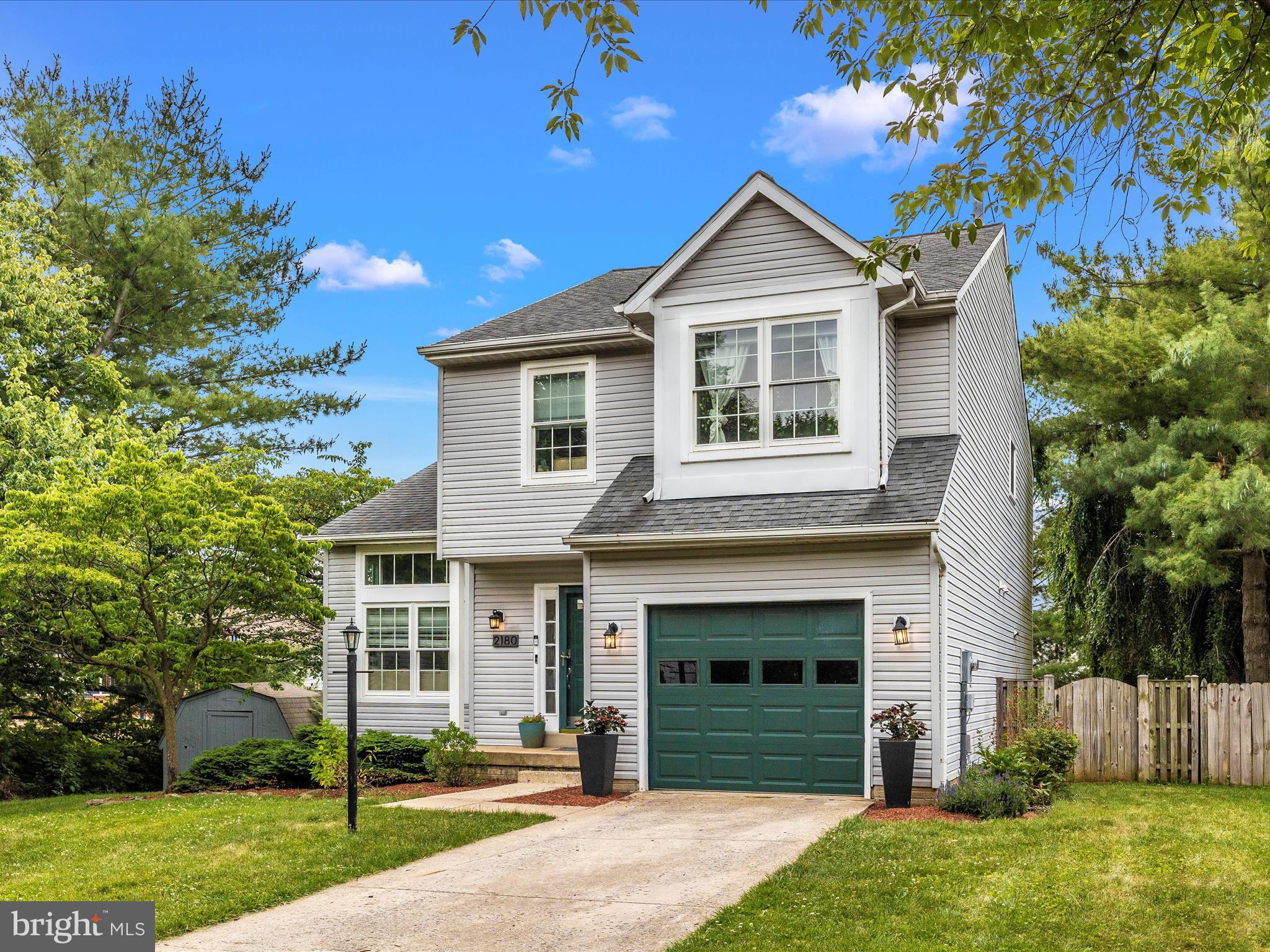 OLD FARM STATION - Residential