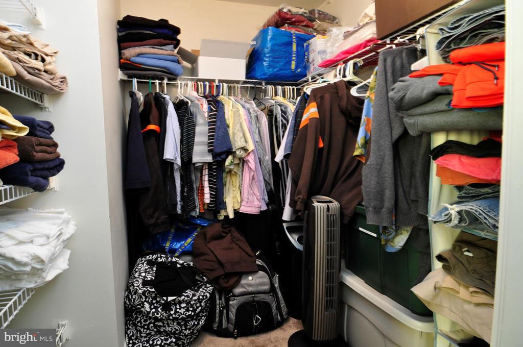 COURTS AT STAFFORD - Residential