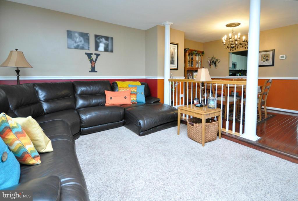 COURTS AT STAFFORD - Residential