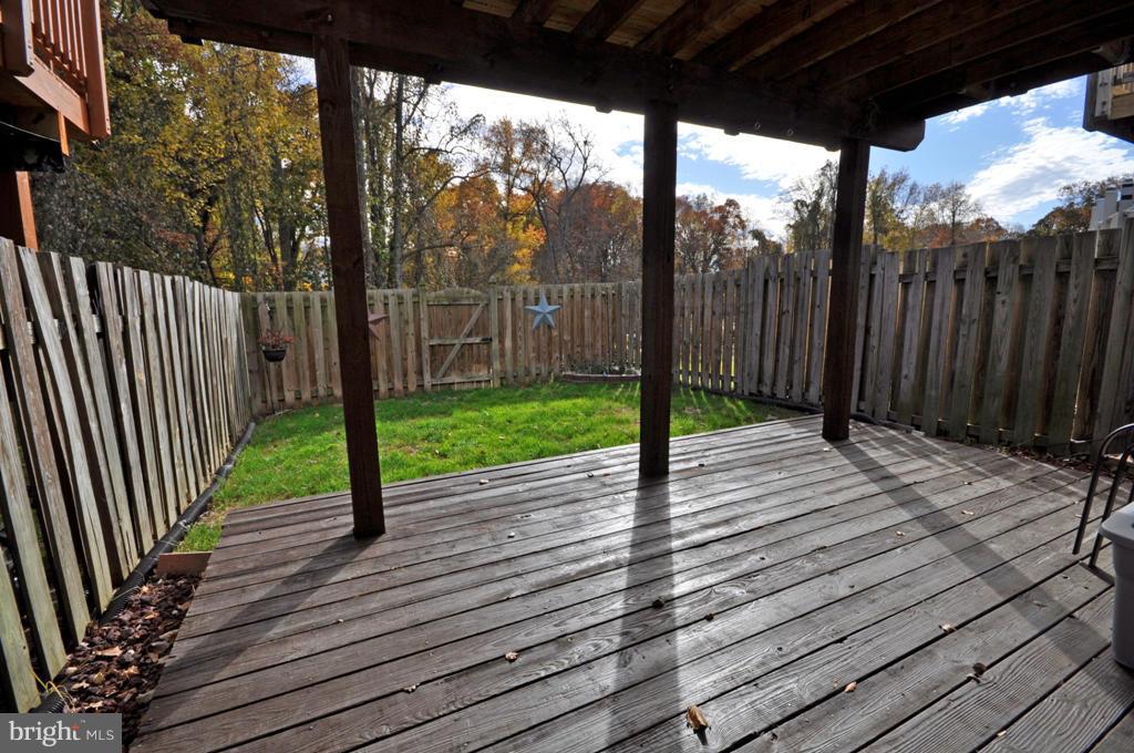 COURTS AT STAFFORD - Residential