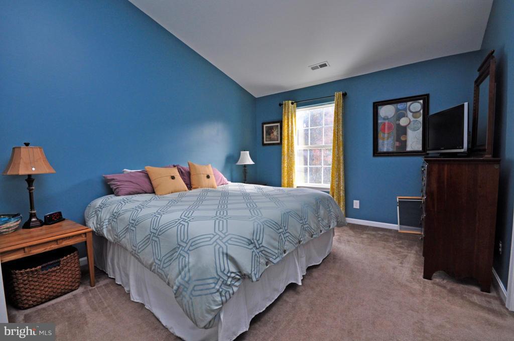 COURTS AT STAFFORD - Residential