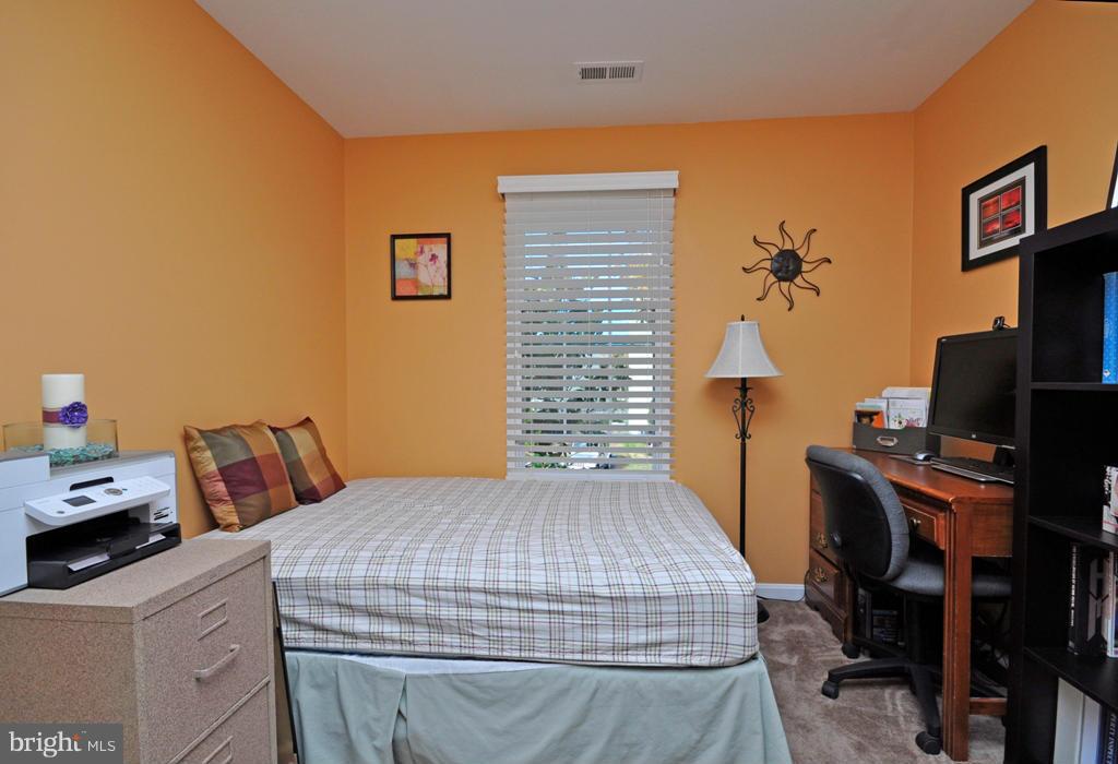 COURTS AT STAFFORD - Residential