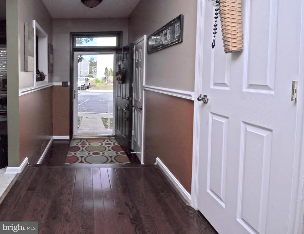 COURTS AT STAFFORD - Residential