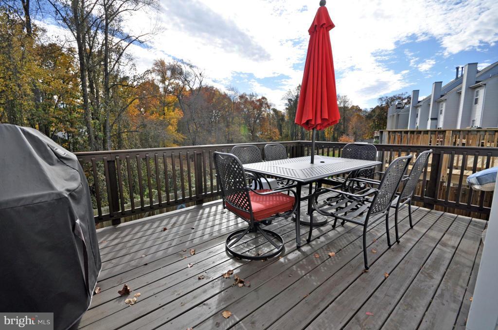 COURTS AT STAFFORD - Residential