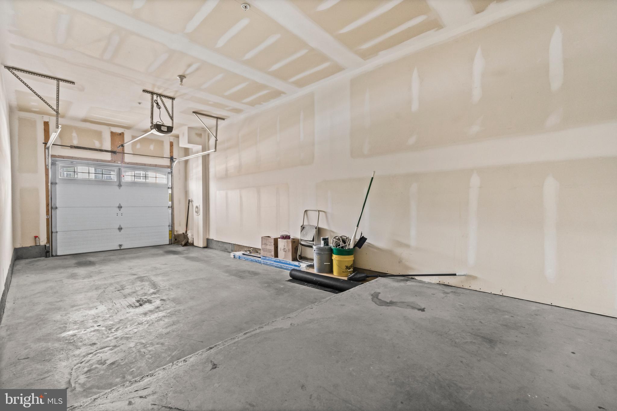 RIDGES AT LOUDOUN VALLEY - Residential