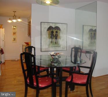 1420 LOCUST STREET 28C