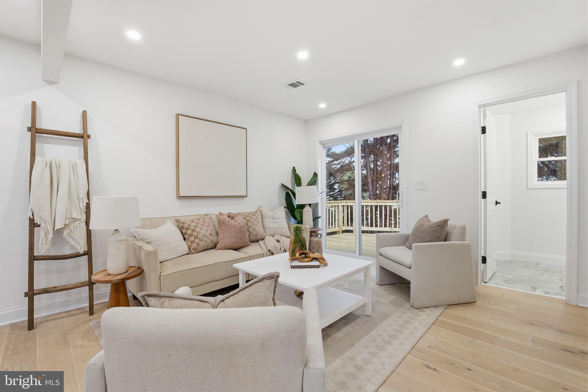 PHOENIX - Residential