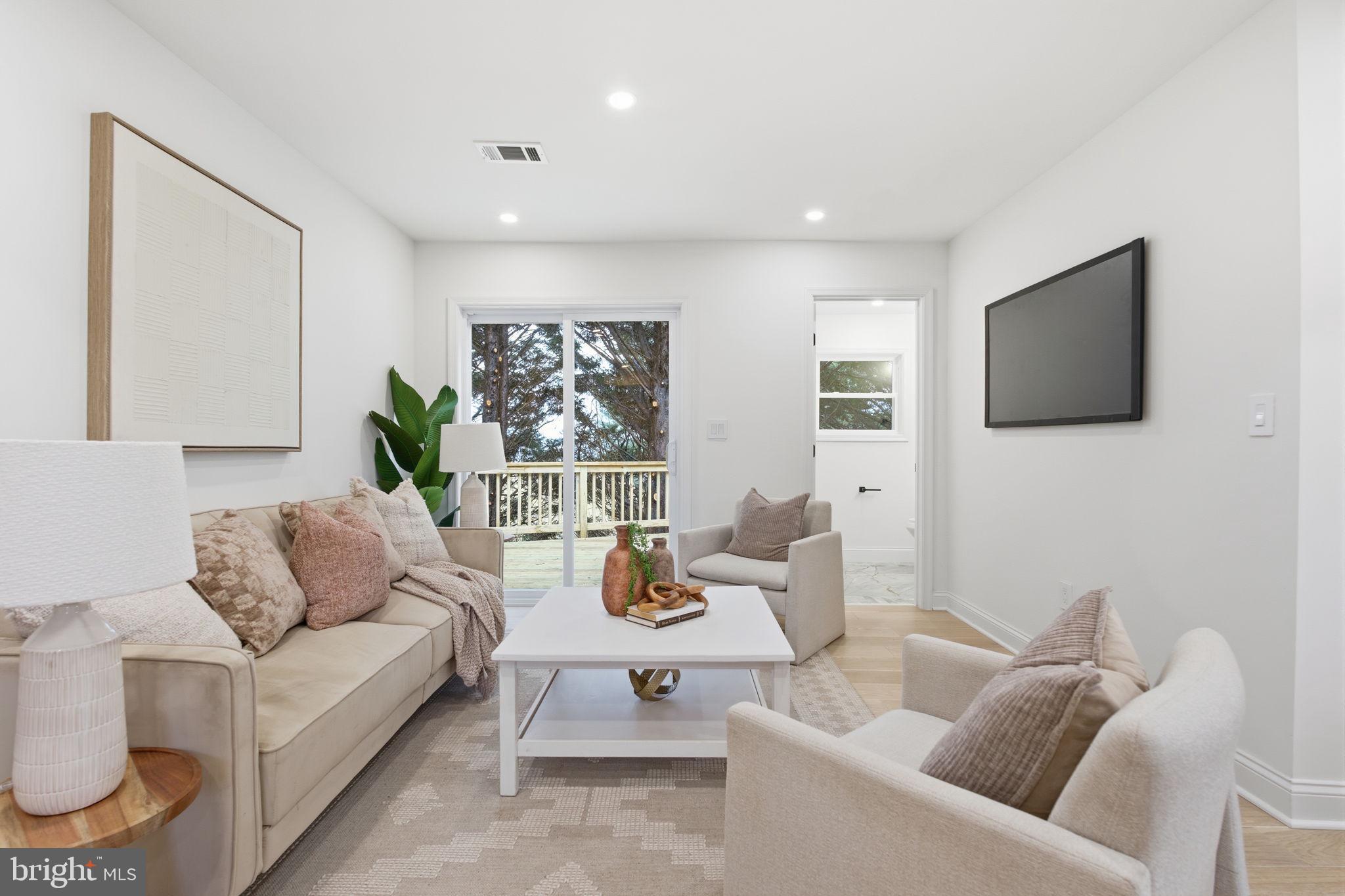 PHOENIX - Residential