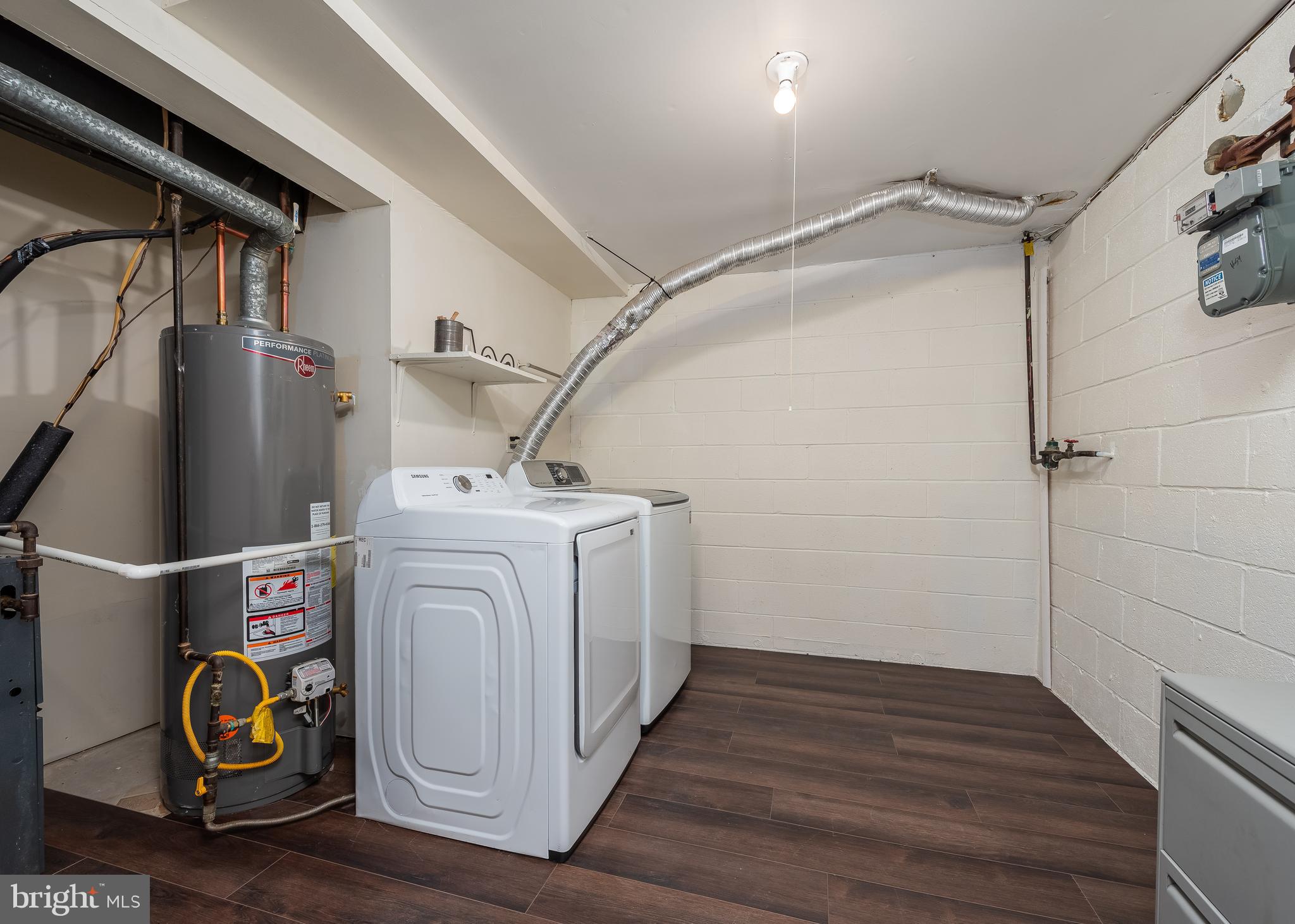 STEVENS FOREST - Residential Lease