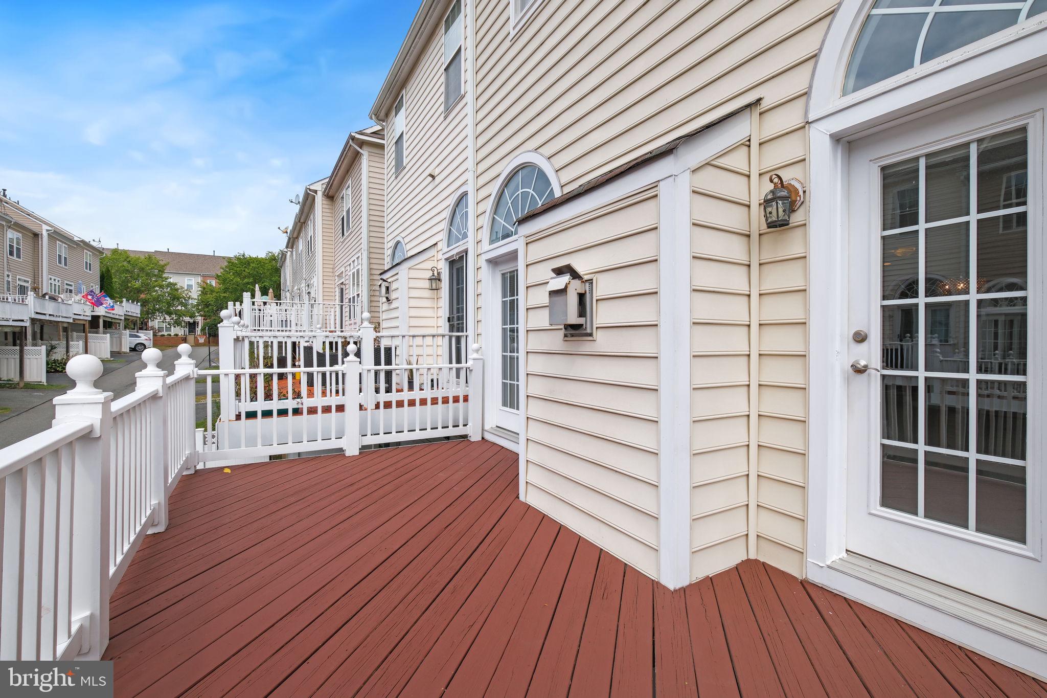 449 LEANING OAK STREET