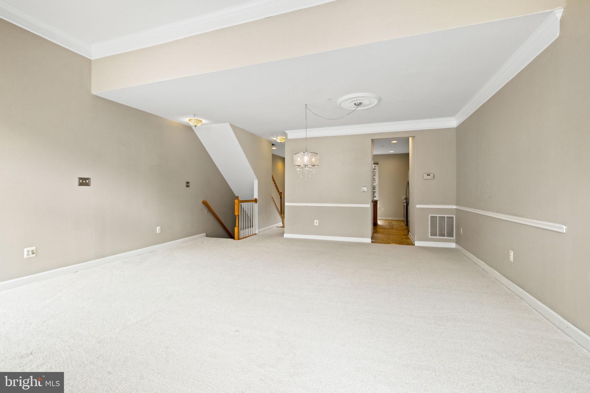 LAKELANDS - Residential