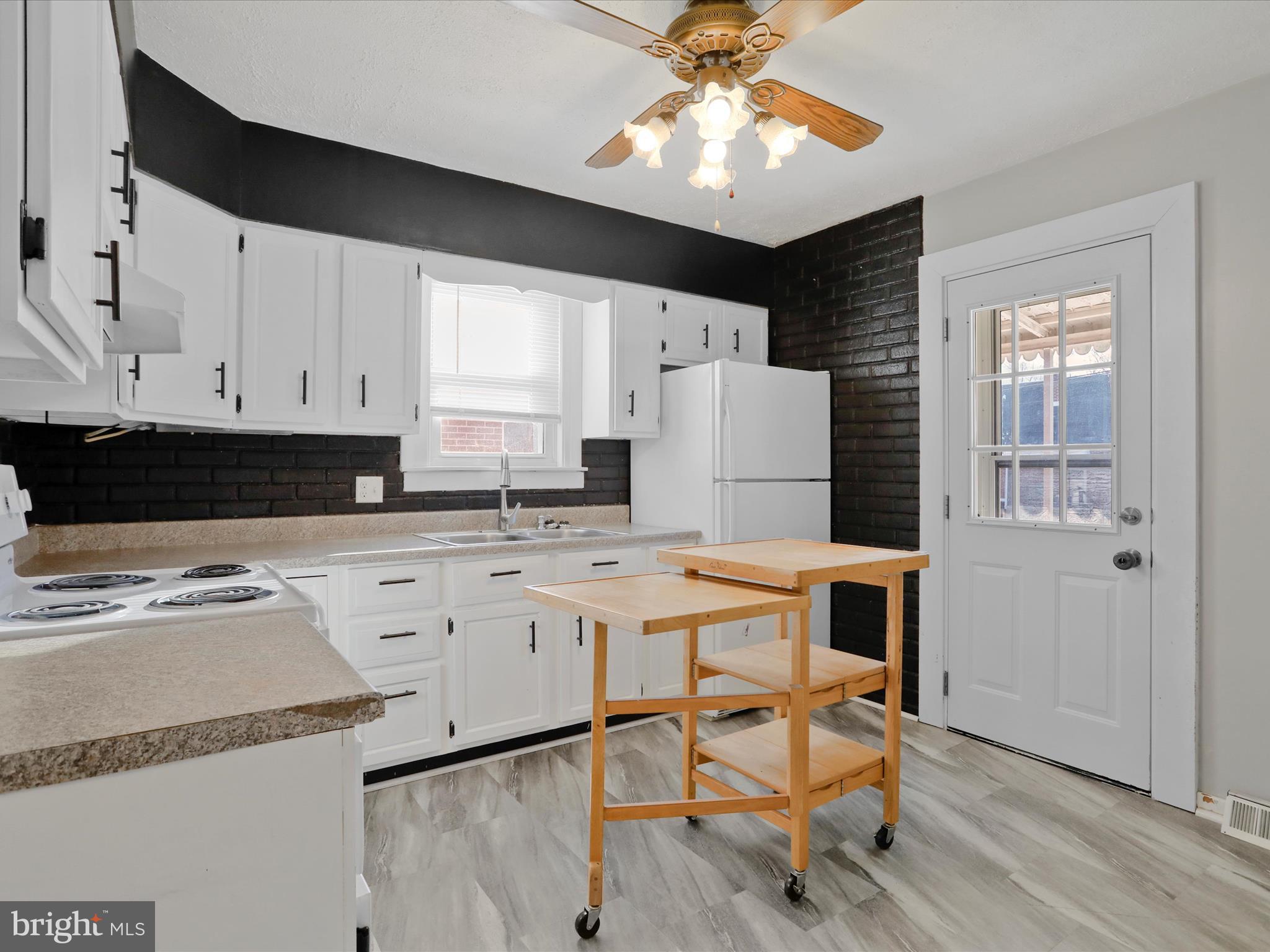 BOWLING GREEN - Residential