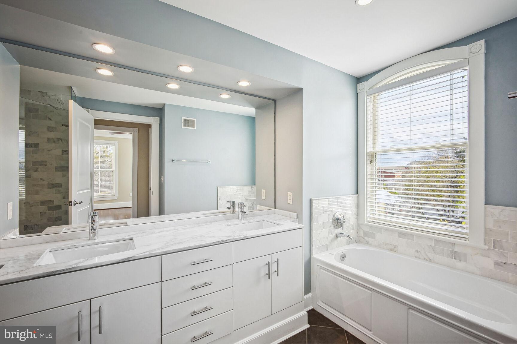 NORTH WASHINGTON ST COND - Residential Lease