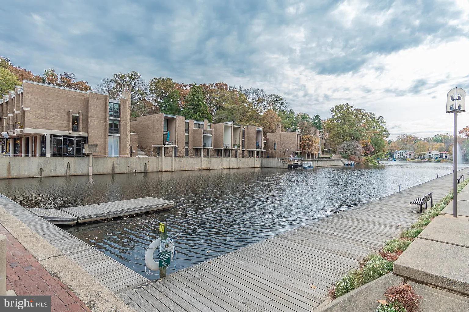 LAKE ANNE OF RESTON - Residential