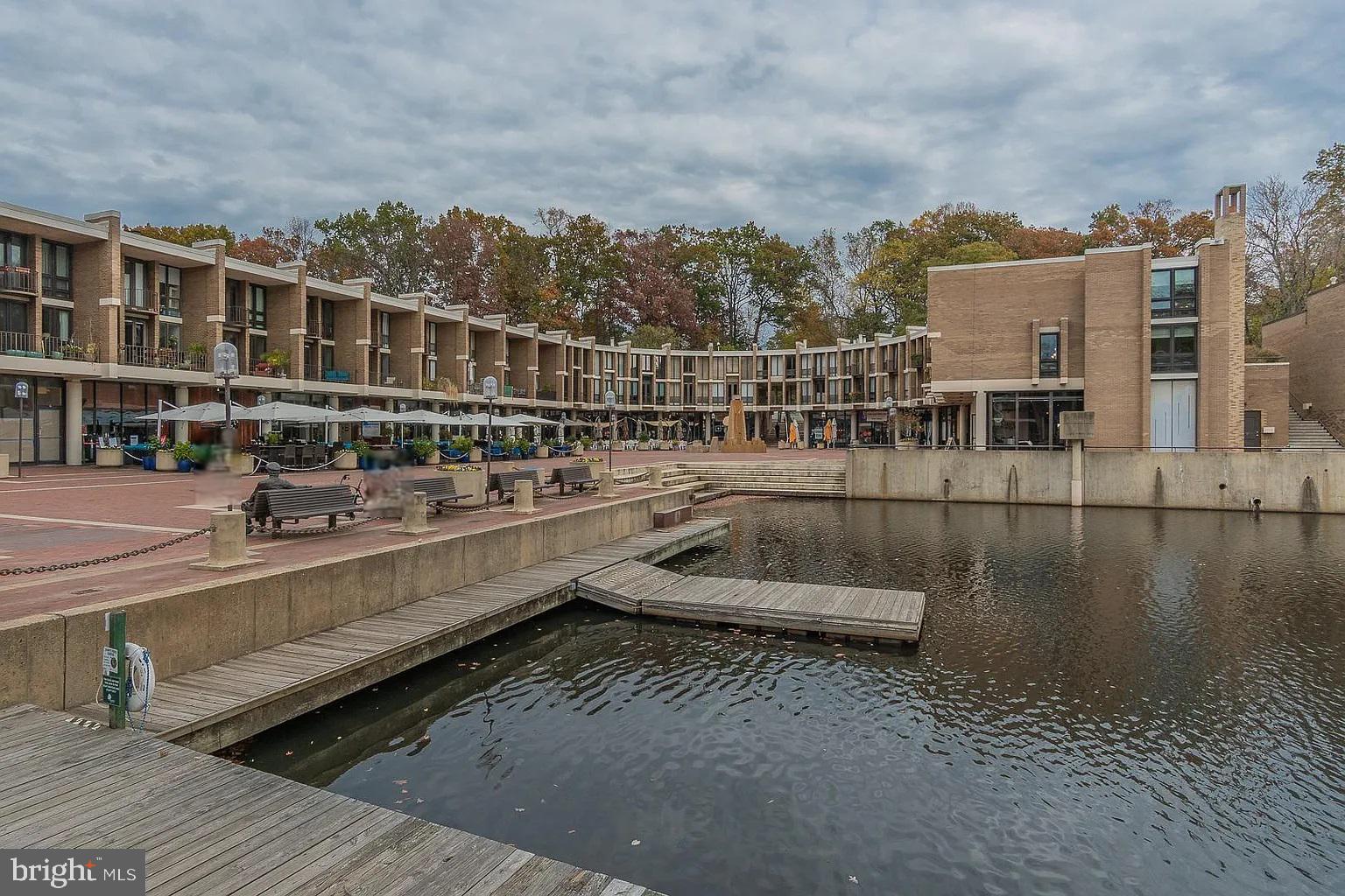 LAKE ANNE OF RESTON - Residential