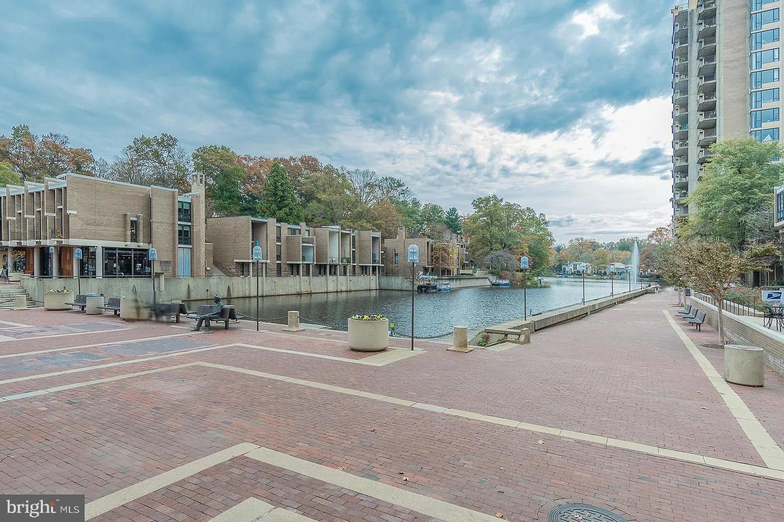 LAKE ANNE OF RESTON - Residential