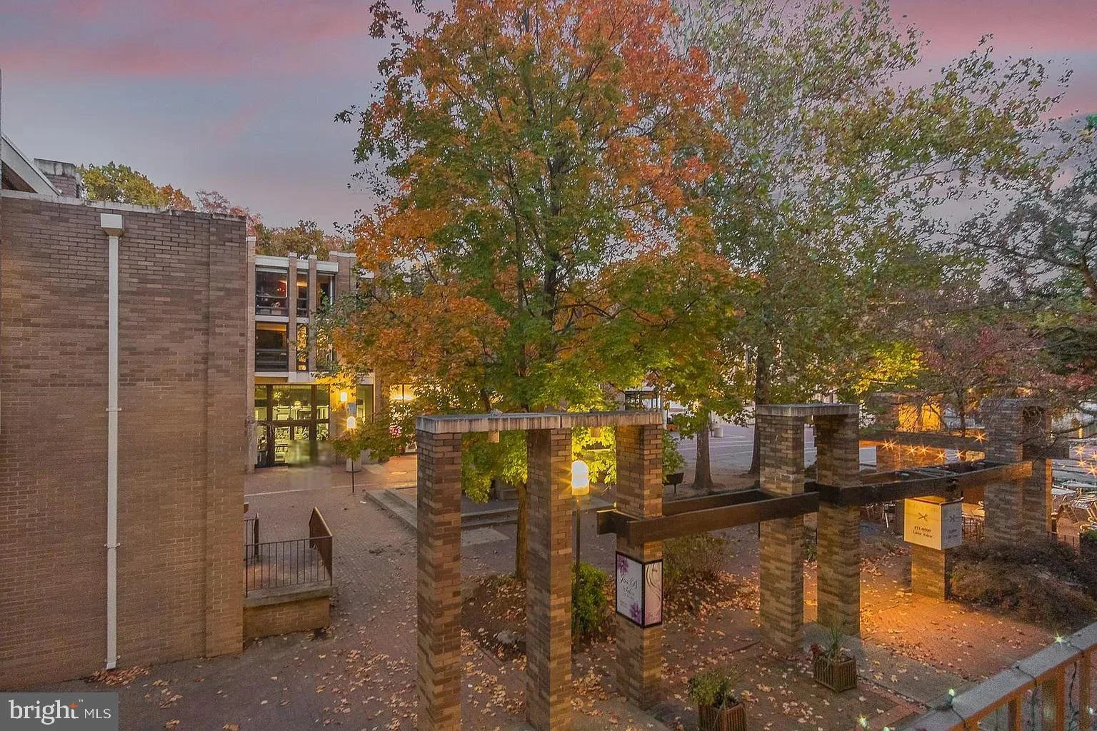 Additional image 36 of 1604 Washington Plaza N, Reston, VA 20190