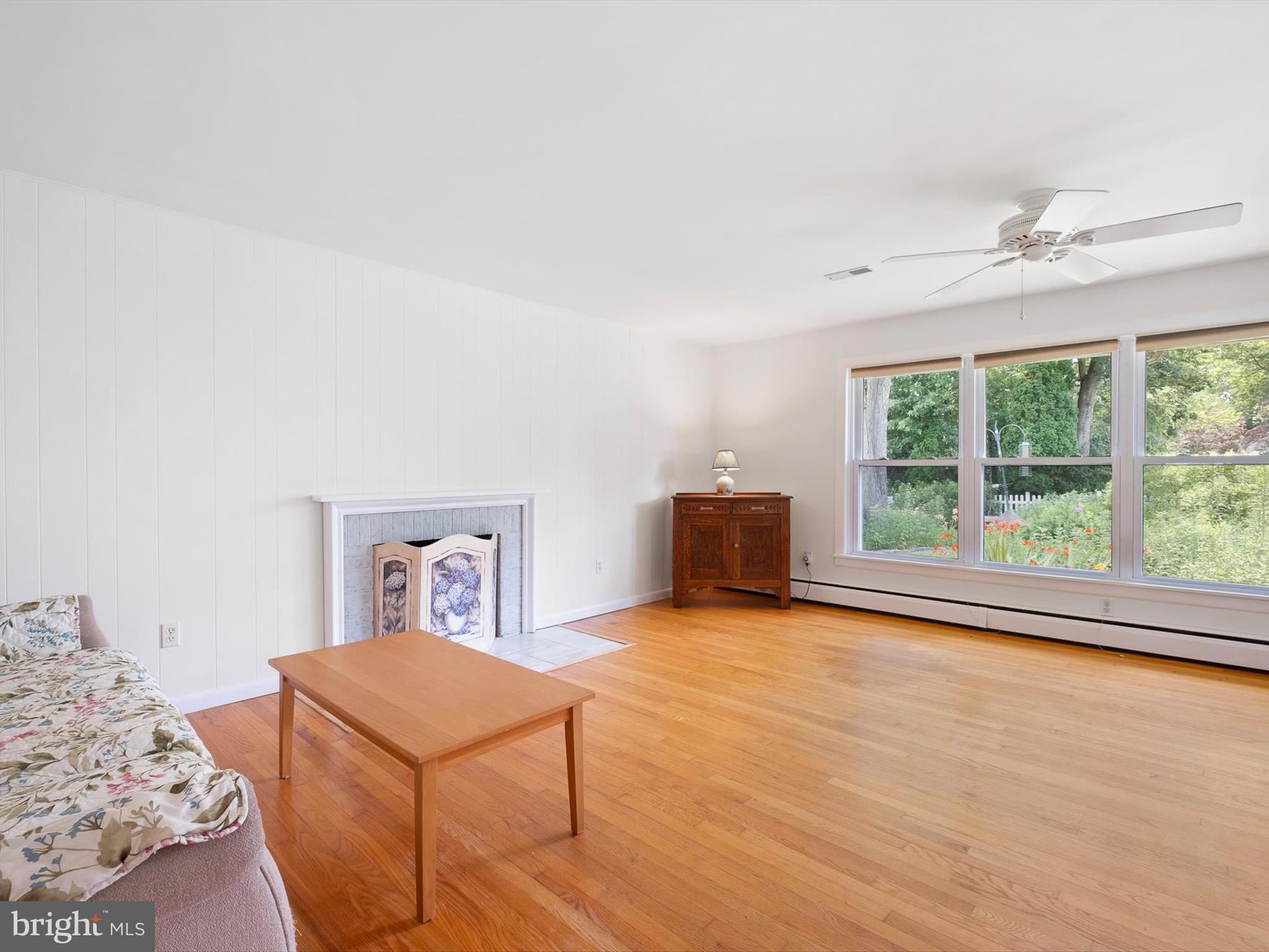 207 SUNSET ROAD