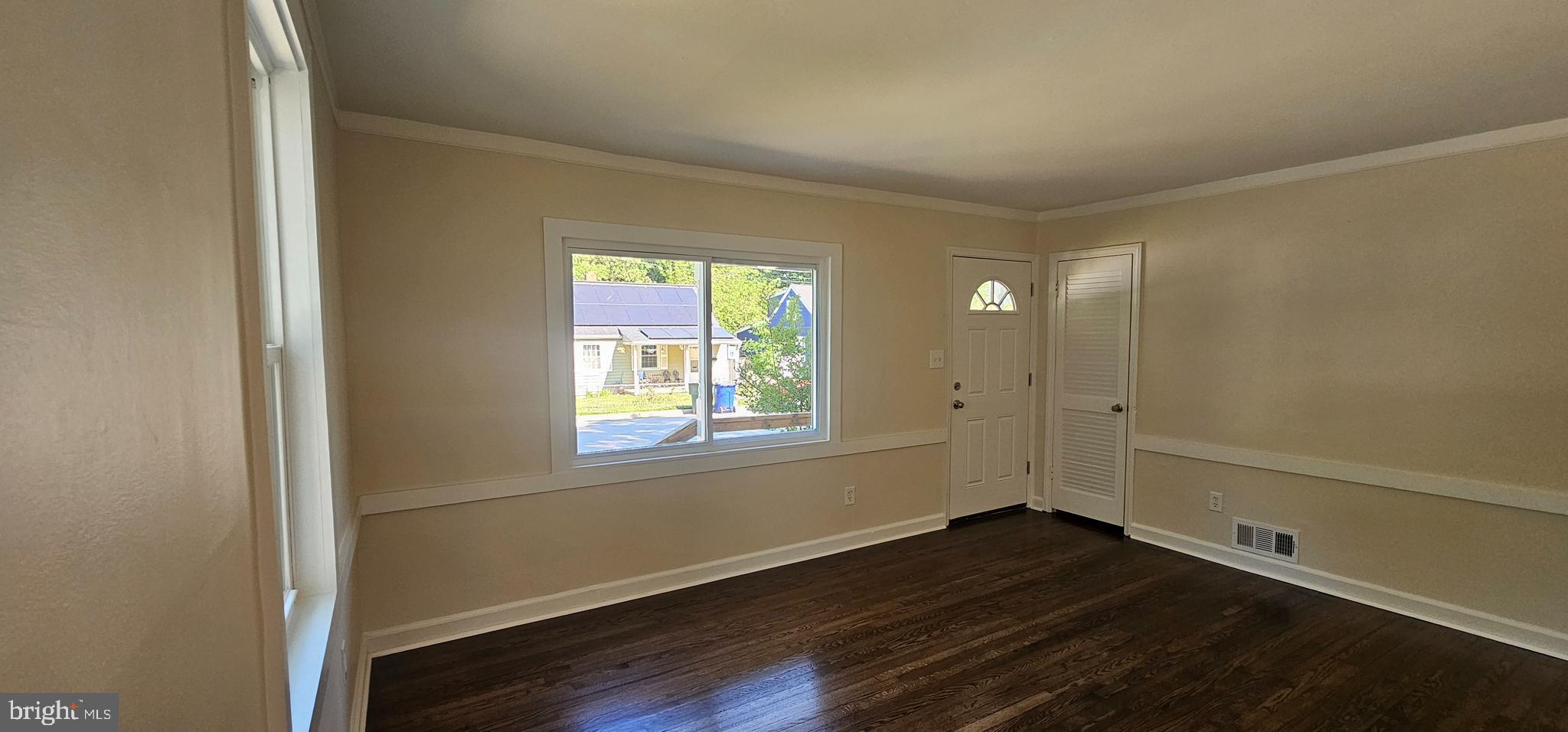 HOLLYWOOD ON THE HILL - Residential