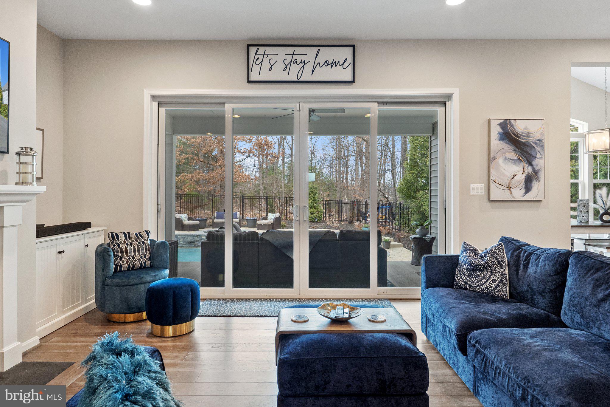 TWIN LAKES OVERLOOK - Residential