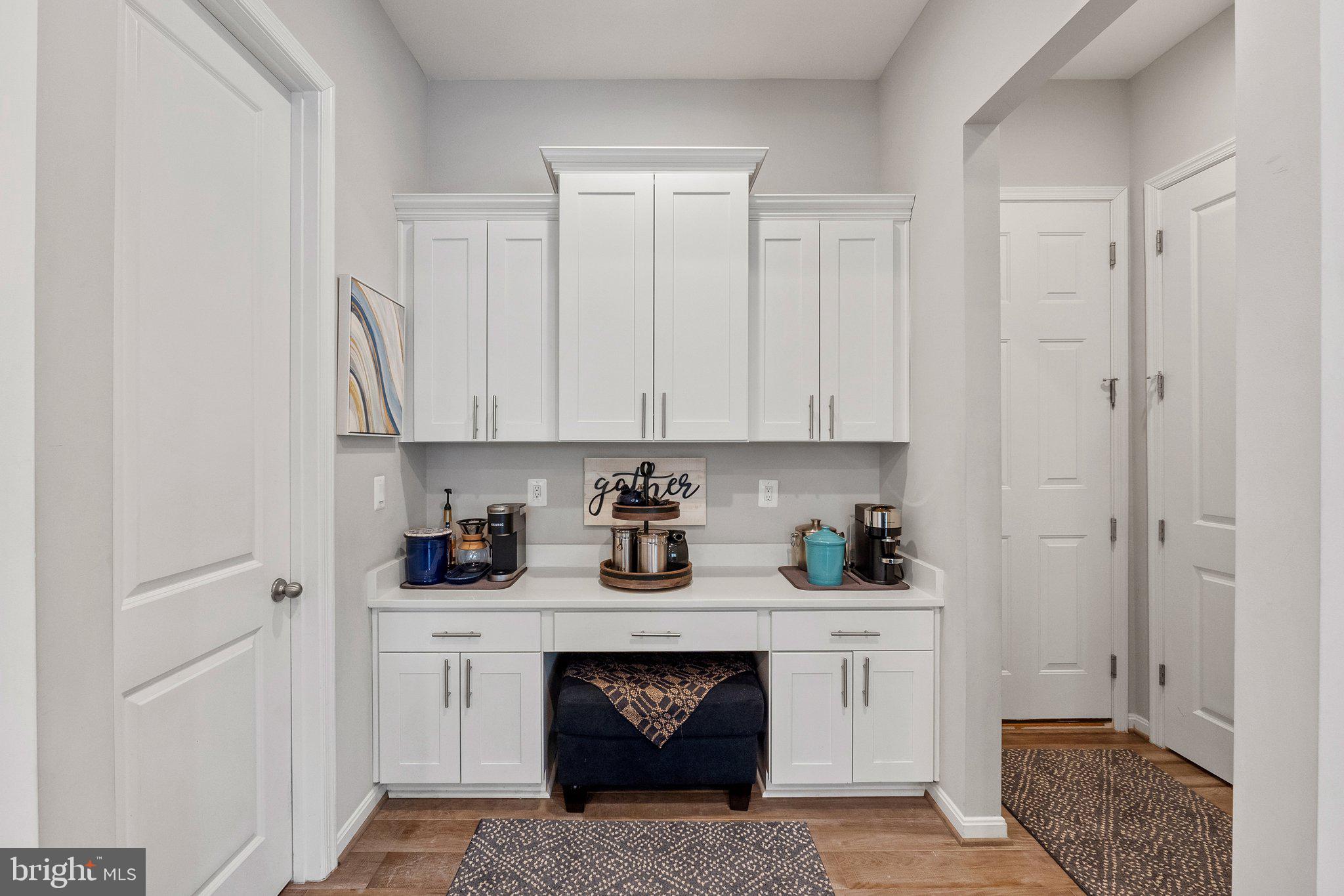 TWIN LAKES OVERLOOK - Residential