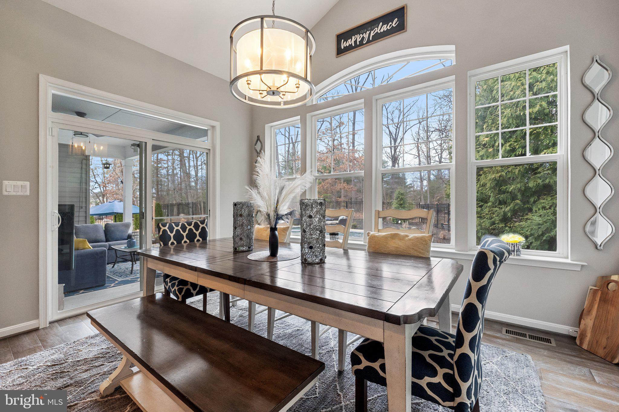 TWIN LAKES OVERLOOK - Residential